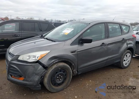 2014 Ford Escape S z USA, uszkodzony, nr VIN 1FMCU0F74EUB95618